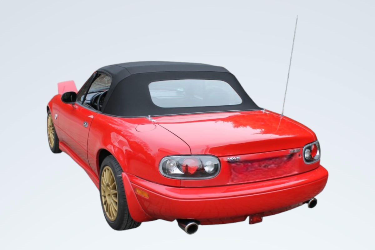 Mazda MX-5 NA/NB convertible top 1-piece with glass window Mazda MX-5 NA/NB convertible top 1-piece with glass window